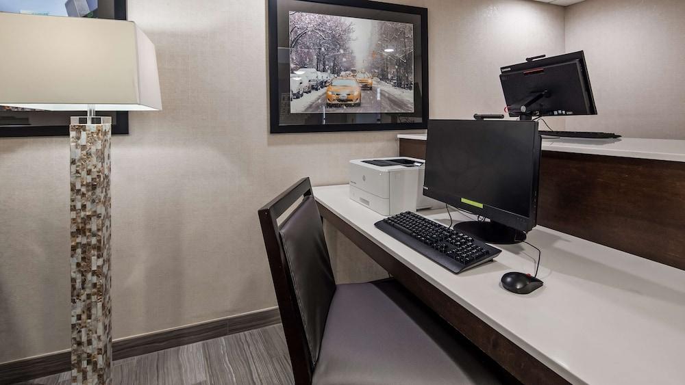 Best Western Paramus Hotel & Suites photo 48