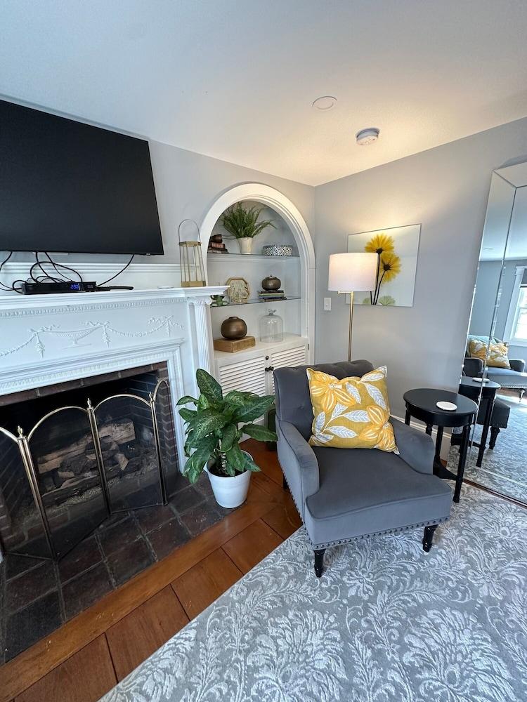 Inn at Perkins Cove photo 19