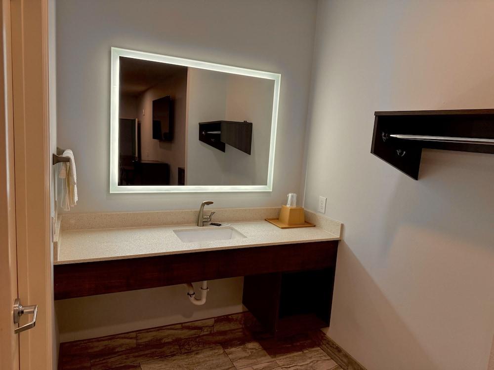 Garden Inn Express photo 11