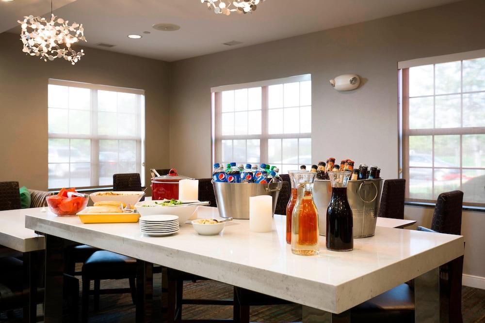 Residence Inn by Marriott Olathe Kansas City photo 24