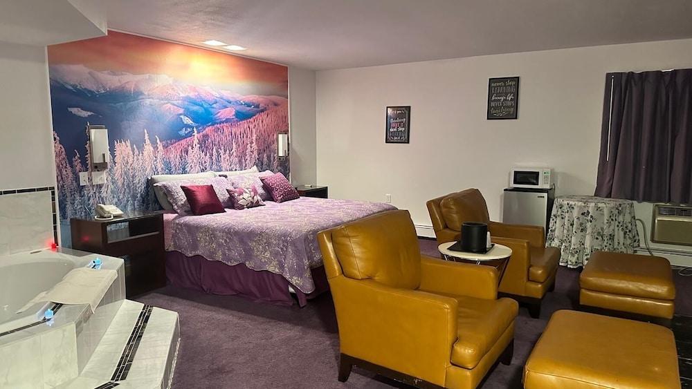 Chesaning Inn & Suites photo 15