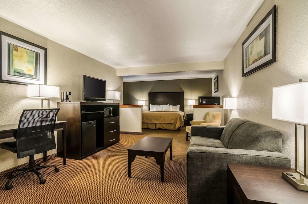 Quality Inn & Suites Winfield photo 12