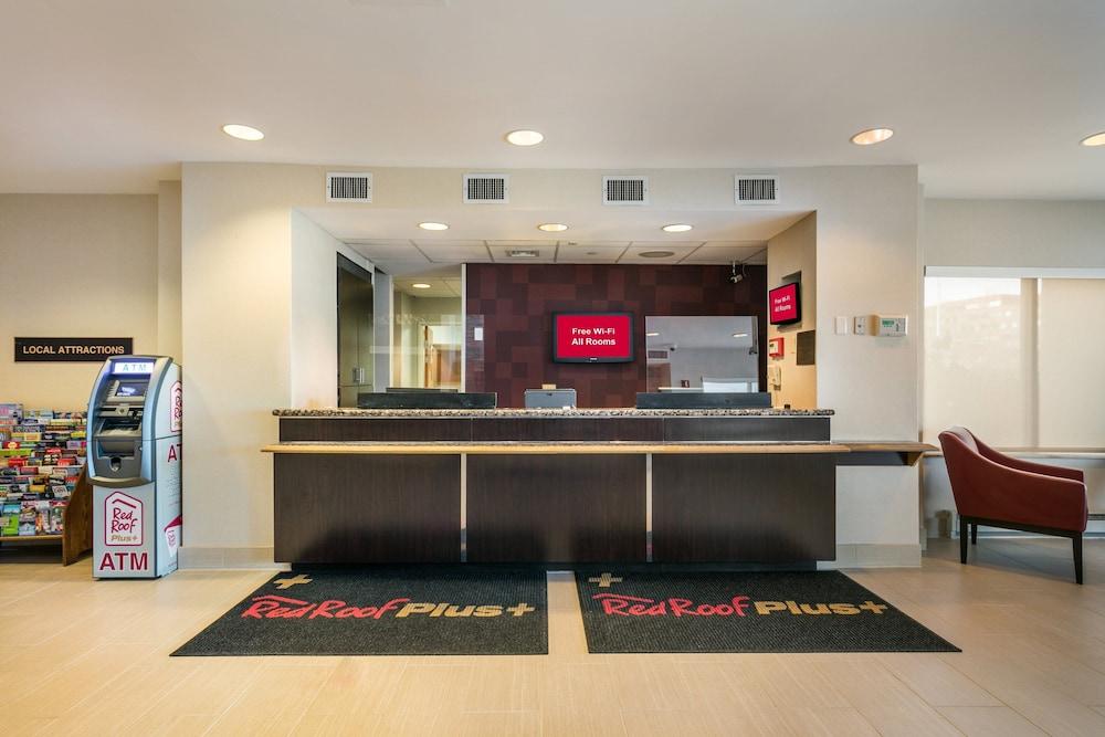 Red Roof Inn PLUS+ Boston - Logan photo 4