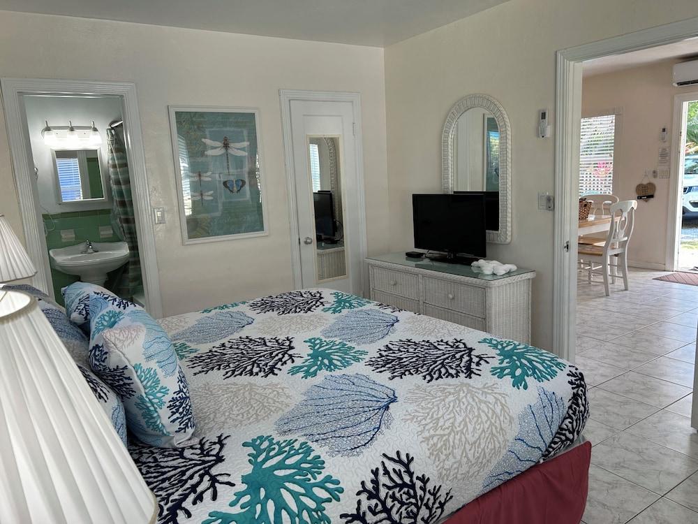 Bahama Beach Club Pompano photo 30