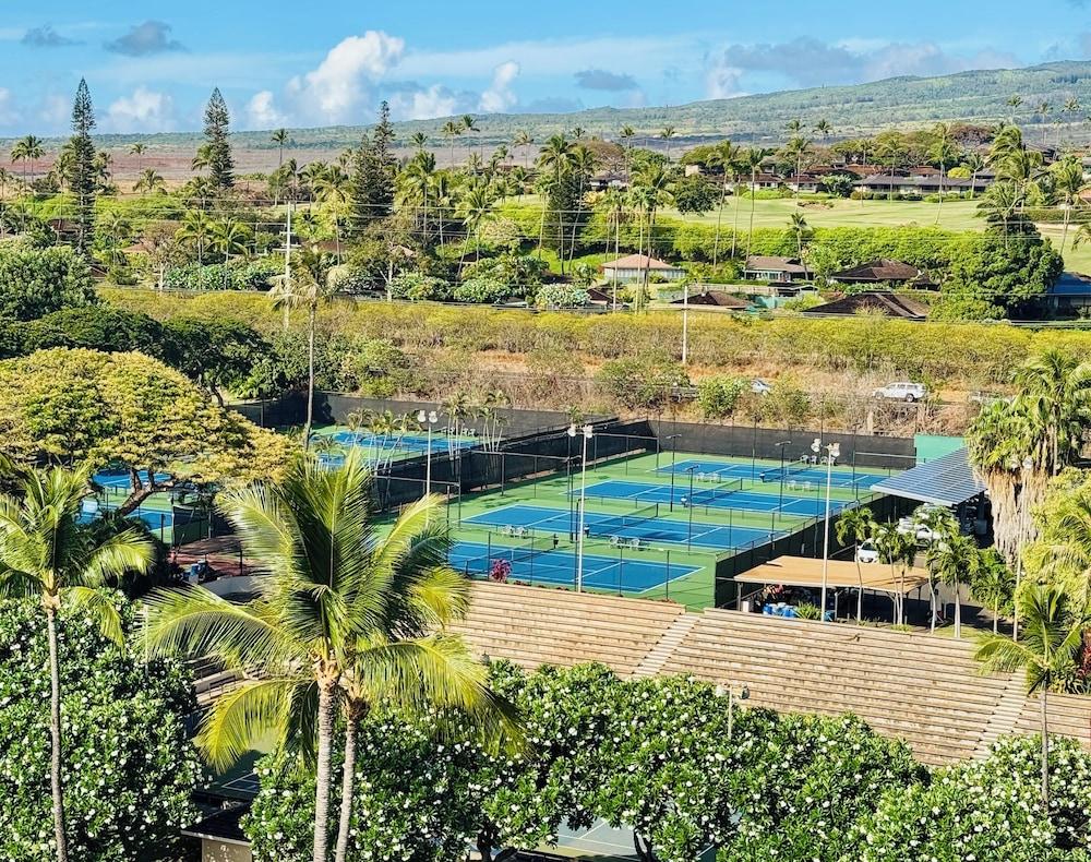 Royal Lahaina Bungalows & Spa photo 3