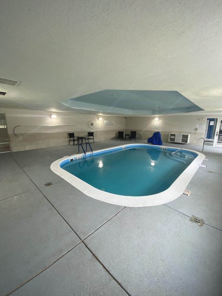 Holiday Inn Express Princeton by IHG photo 10