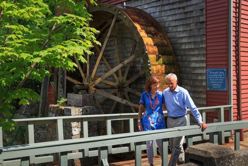 The Inn at Gristmill Square photo 49