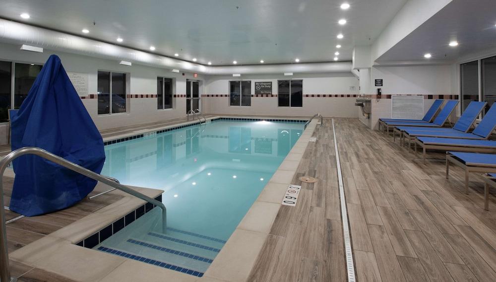 Hampton Inn & Suites Williamsburg-Richmond Rd. photo 18