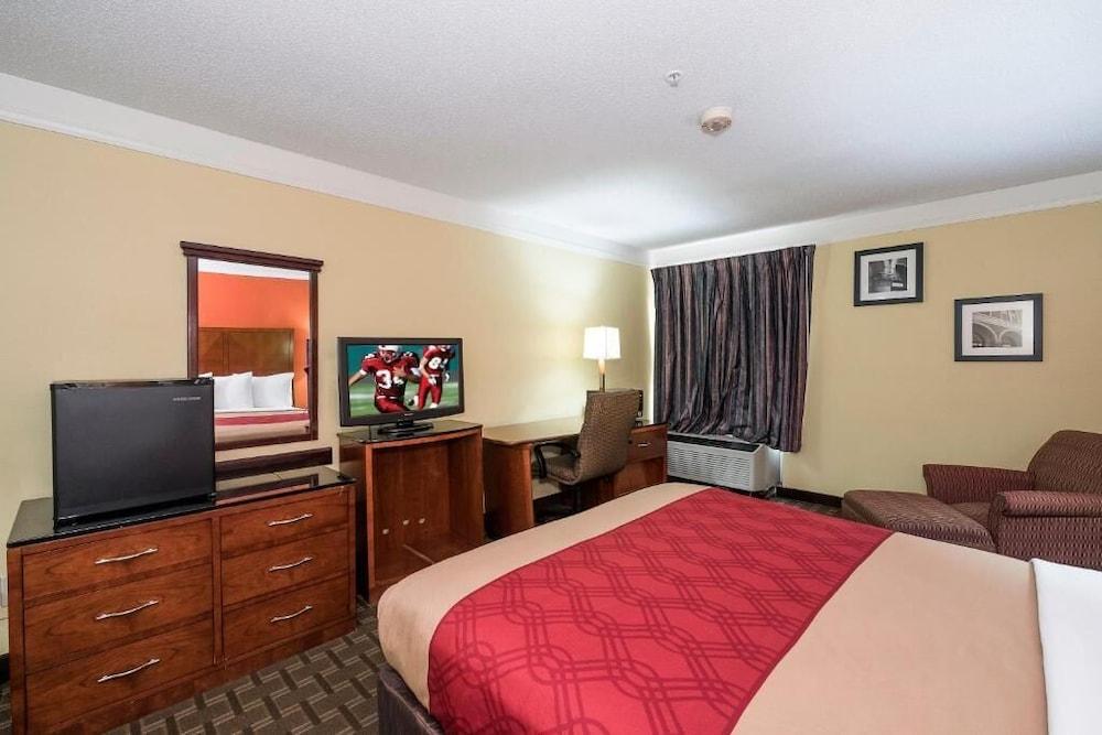 MY HOME & SUITES MADISON photo 10