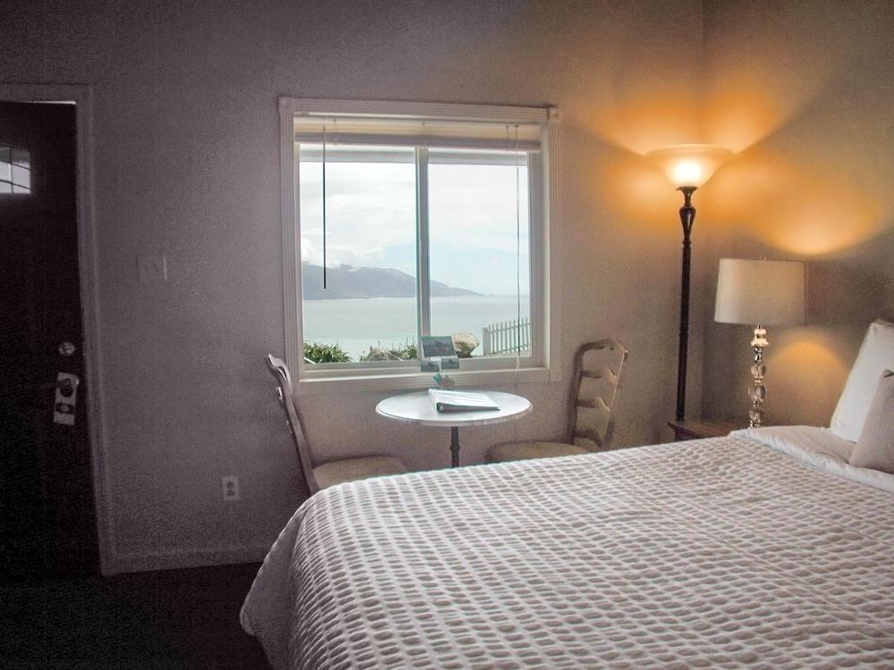 Lucia Lodge photo 32