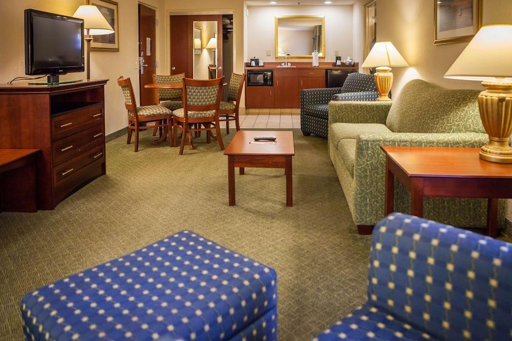 Hampton Inn & Suites Springfield-Southwest photo 10
