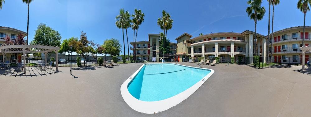 Rancho Cordova Inn photo 32