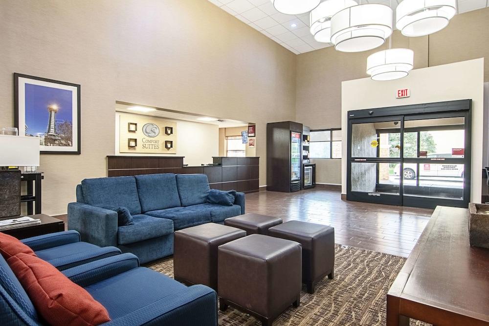 Comfort Suites Knoxville Airport photo 2