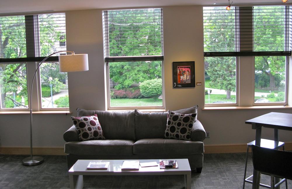 Suites at 118 photo 6