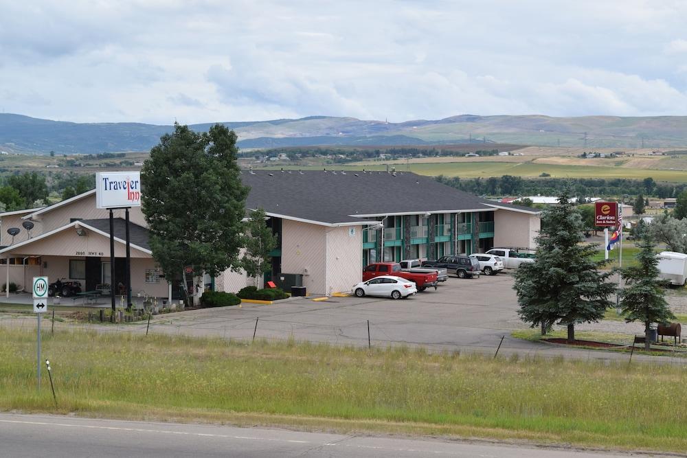 Travelers Inn & Suites photo 25