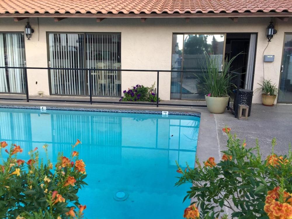 The Village Palm Desert photo 8