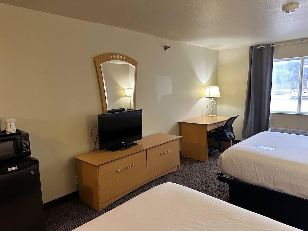 Baymont by Wyndham Lawrenceburg photo 15