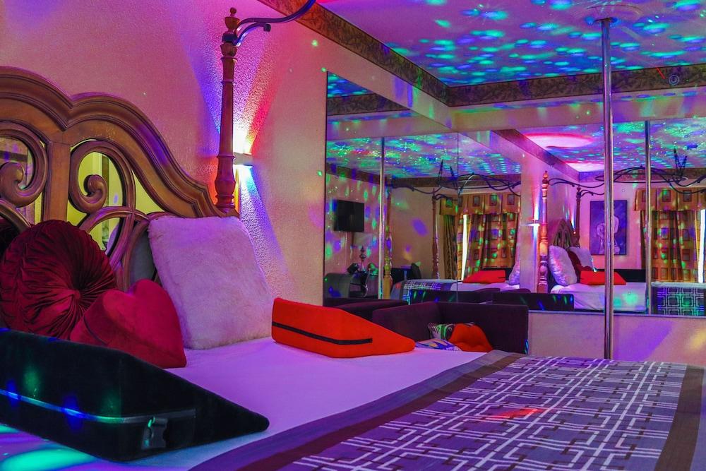 Luxe Inn and Suites photo 4