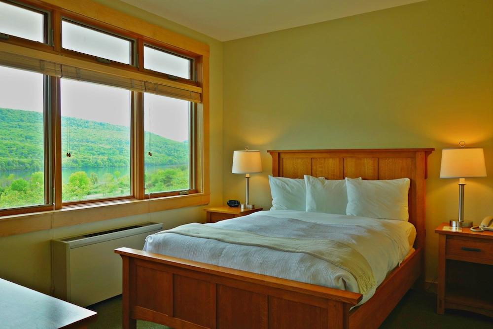 Nature Inn At Bald Eagle photo 22