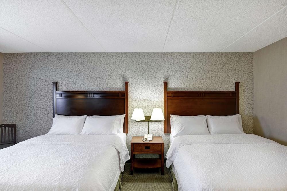 Hampton Inn Bloomsburg photo 13