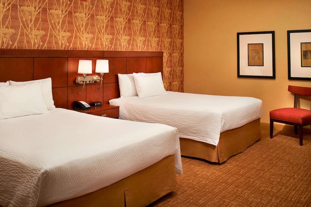 Sonesta Select Detroit Auburn Hills photo 8