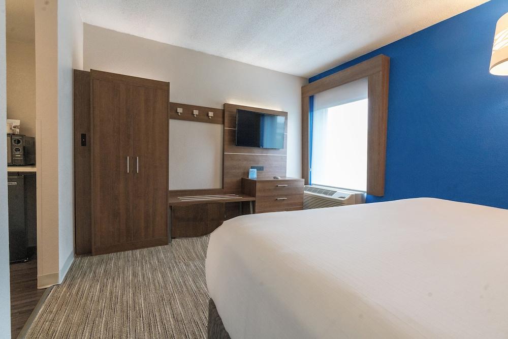 Holiday Inn Express & Suites Nashville - Brentwood I-65 by IHG photo 12