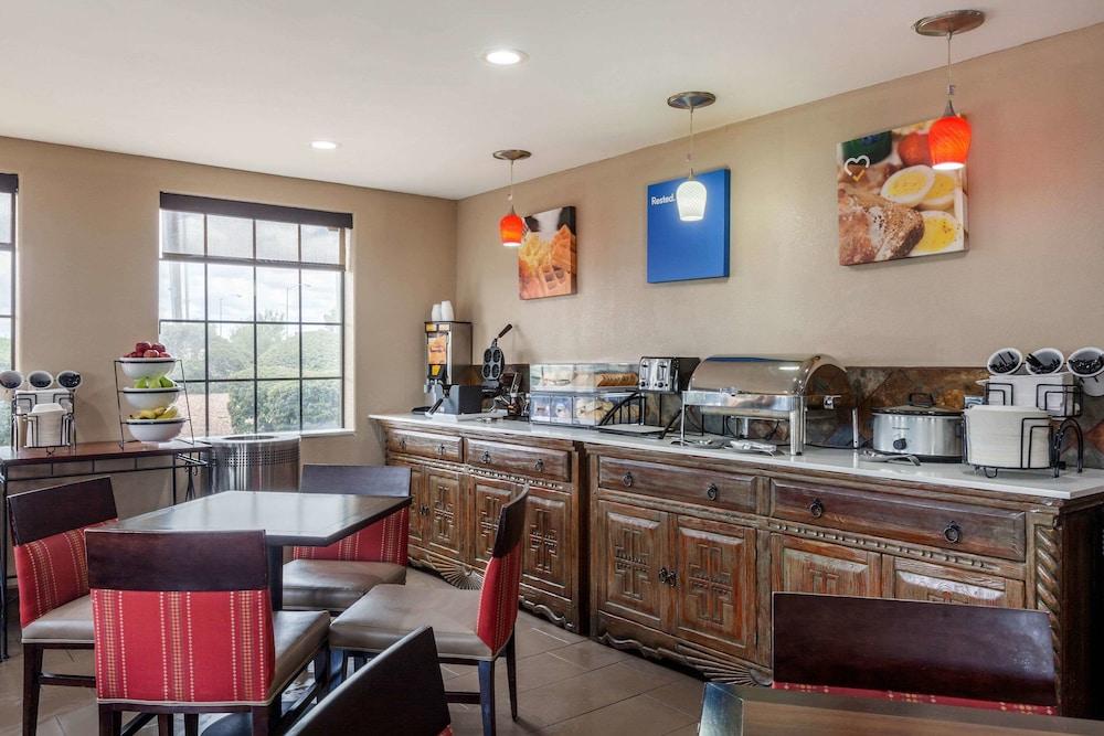 Comfort Inn Santa Fe South photo 38