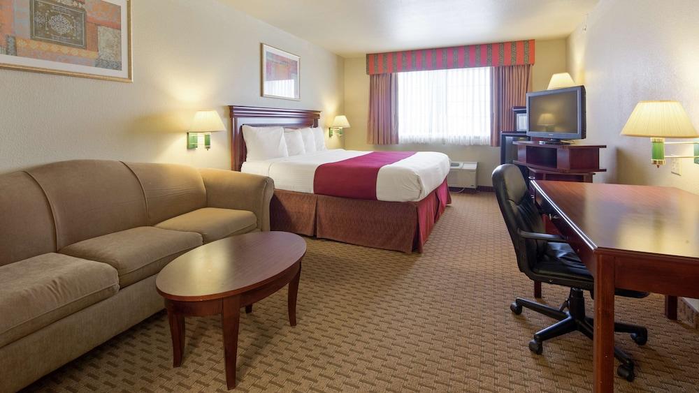 SureStay Plus Hotel by Best Western Quanah photo 18