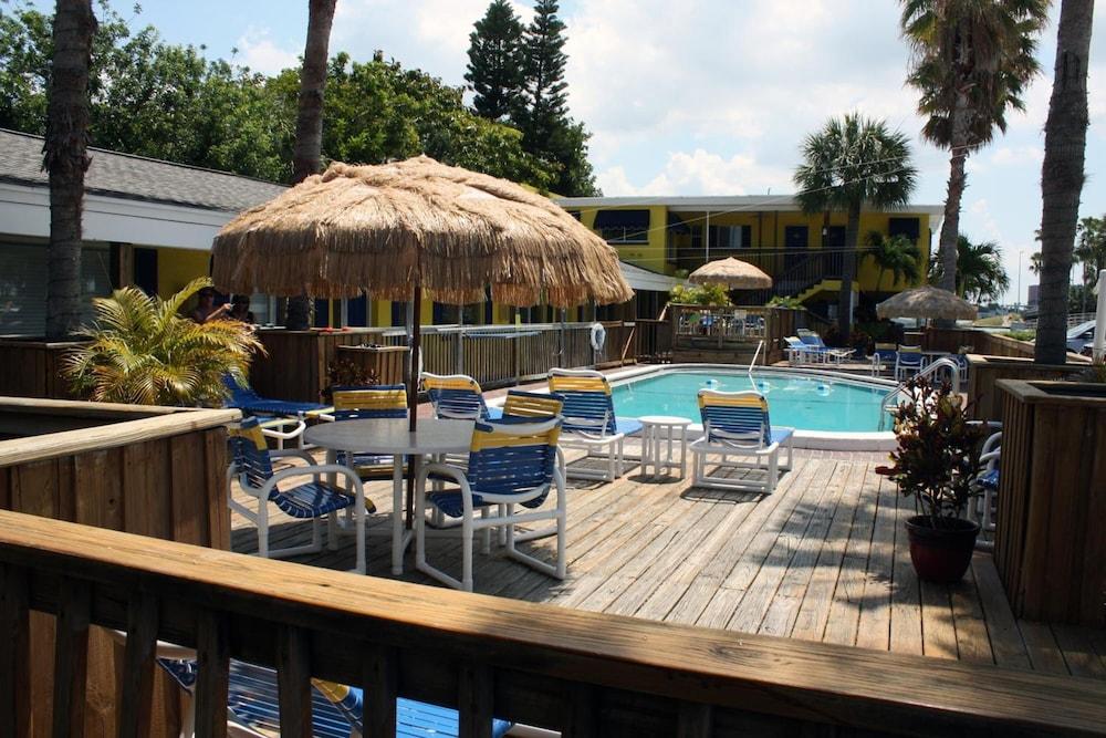 Barefoot Bay Resort & Marina photo 36