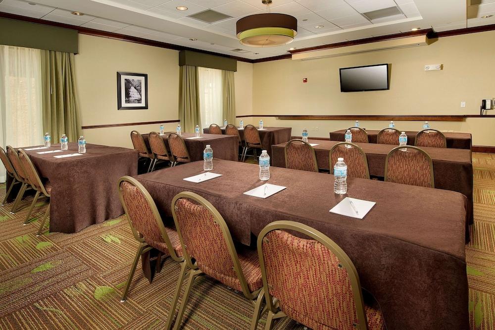 Hampton Inn Cleveland, TN photo 22
