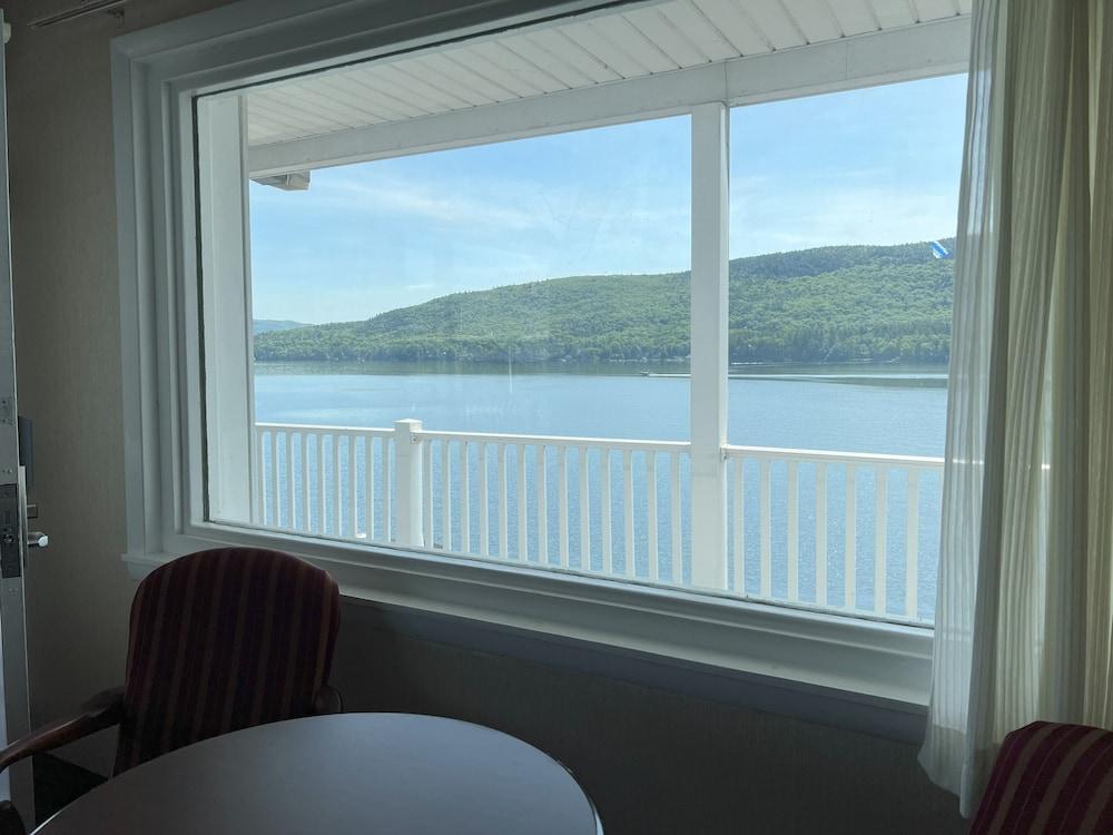 The Georgian Lakeside Resort photo 26