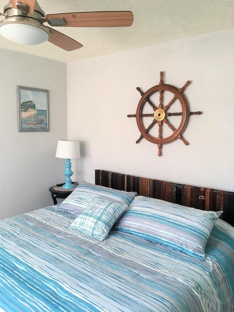 Capri Beach Hotel photo 29