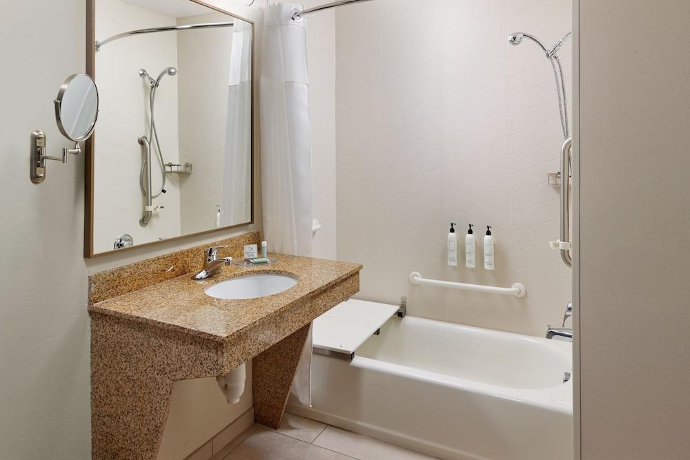 Fairfield Inn & Suites by Marriott Warner Robins photo 12