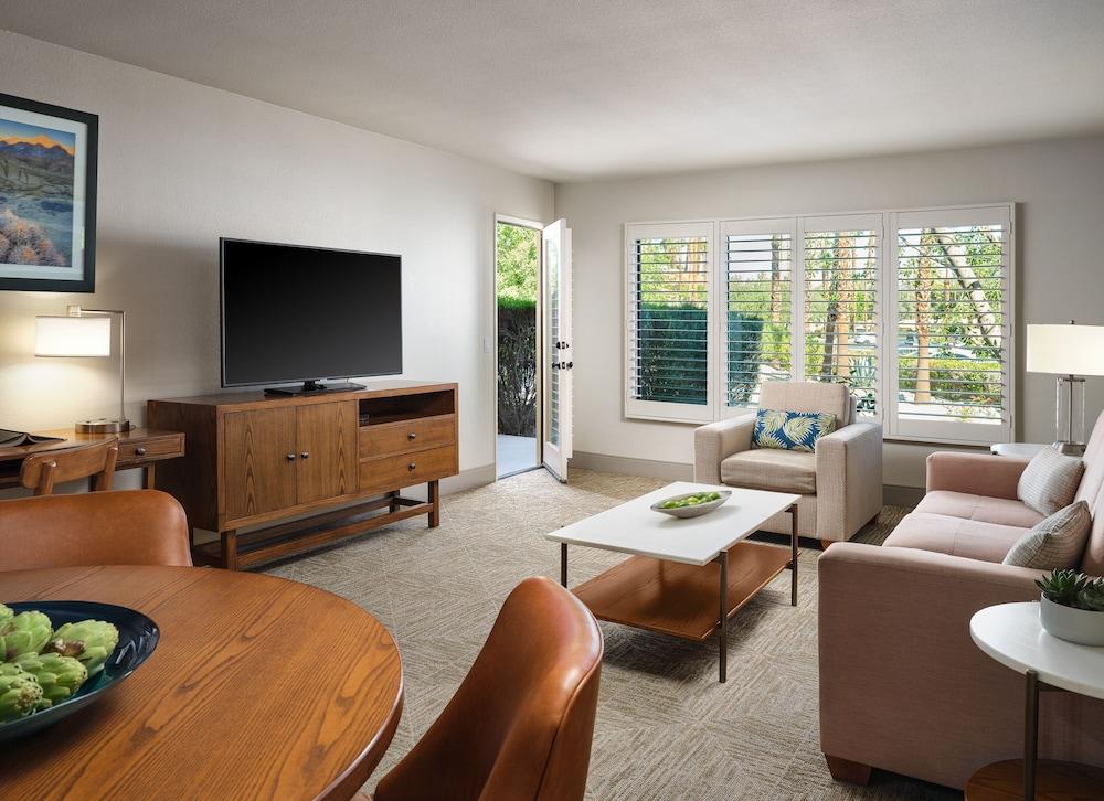 Hyatt Vacation Club at Desert Oasis photo 30