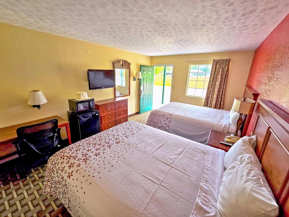 Garden Inn & Suites photo 17