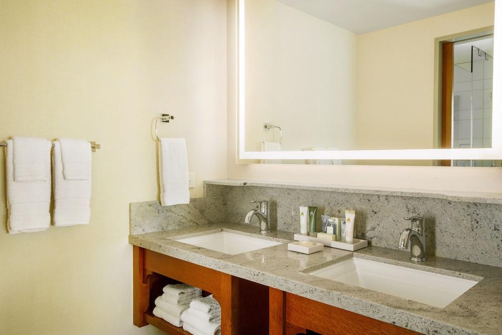 Disney's Grand Californian Hotel and Spa photo 29
