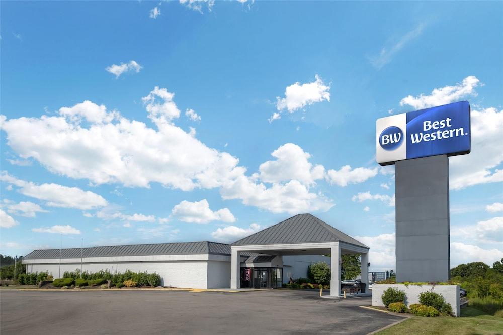 Baymont by Wyndham Richmond KY photo 90