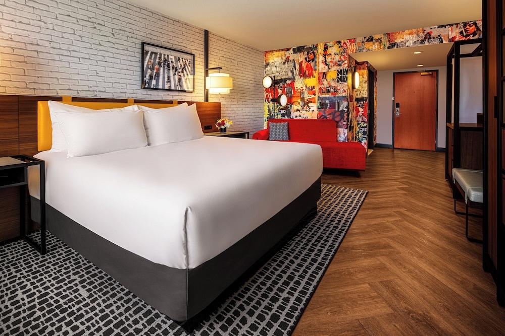 New York-New York Hotel & Casino photo 9