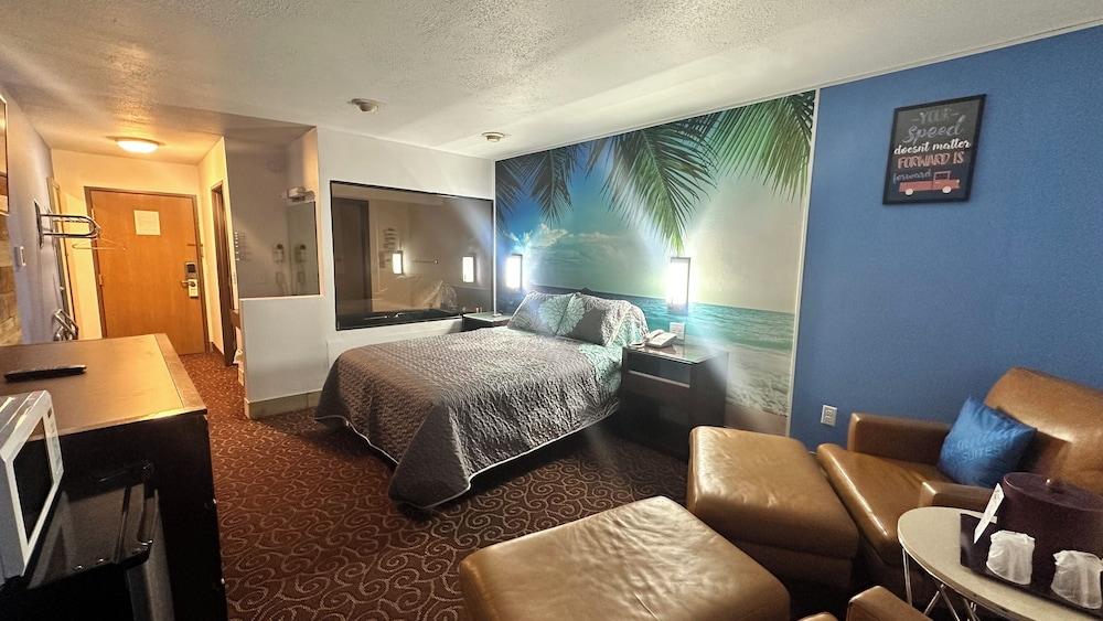 Chesaning Inn & Suites photo 63