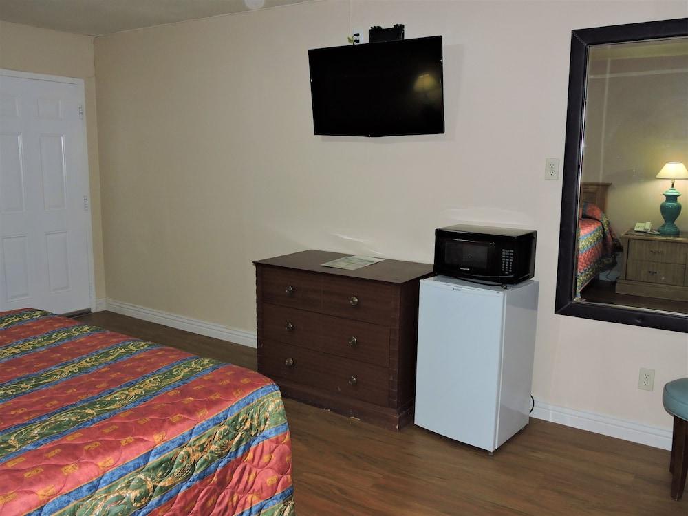 American Inn Motel photo 18