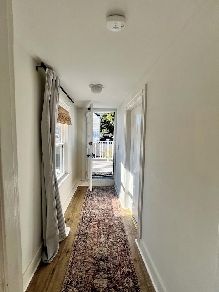 Admirals Quarters Inn photo 98
