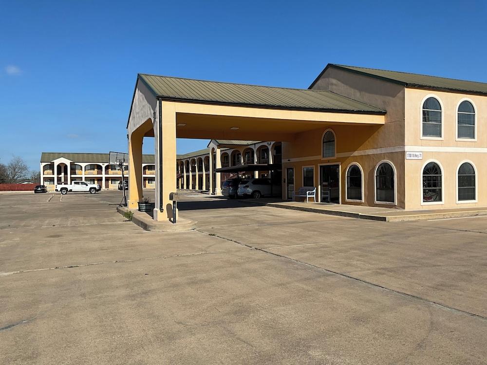 Executive inn & Suites photo 23