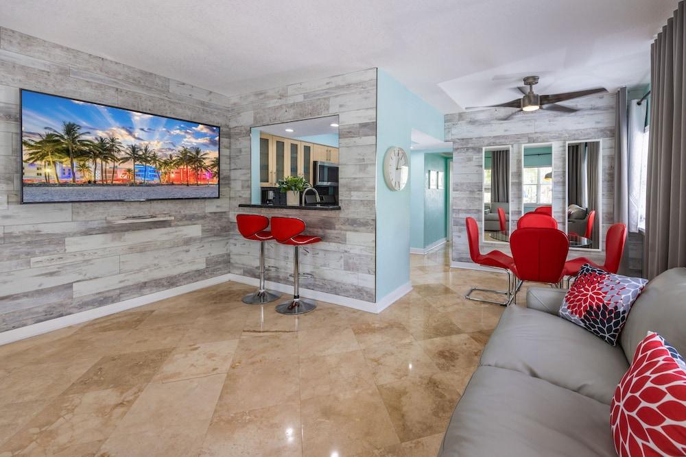 Suites on South Beach photo 13