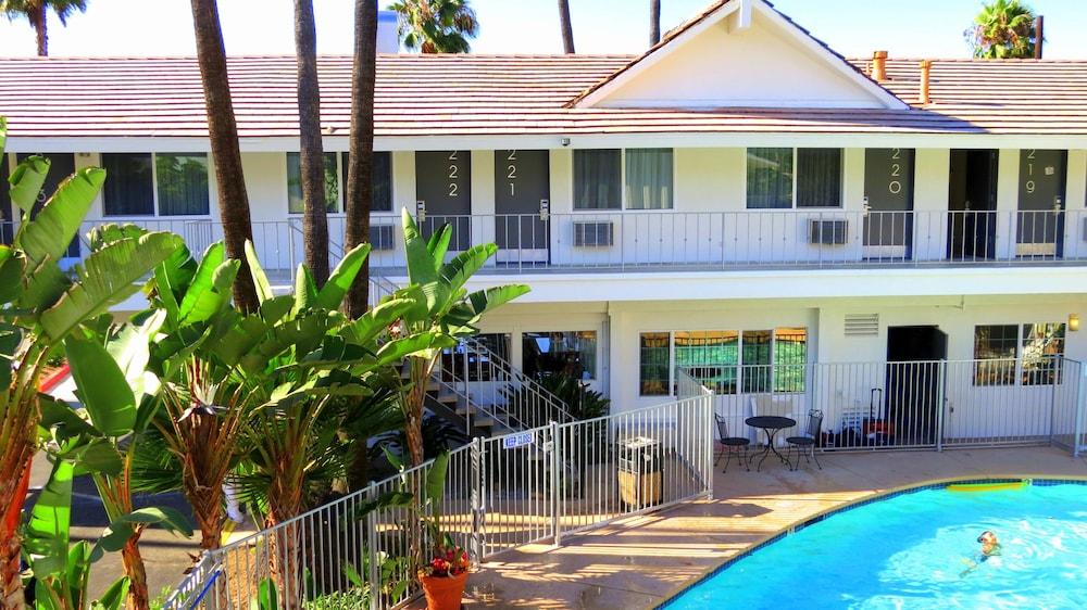 Hotel Iris - San Diego photo 34