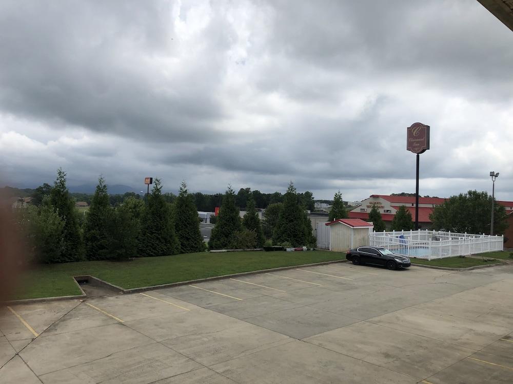 Clairmont Inn photo 13