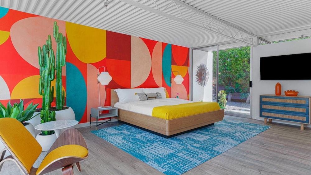 Limon Palm Springs photo 16