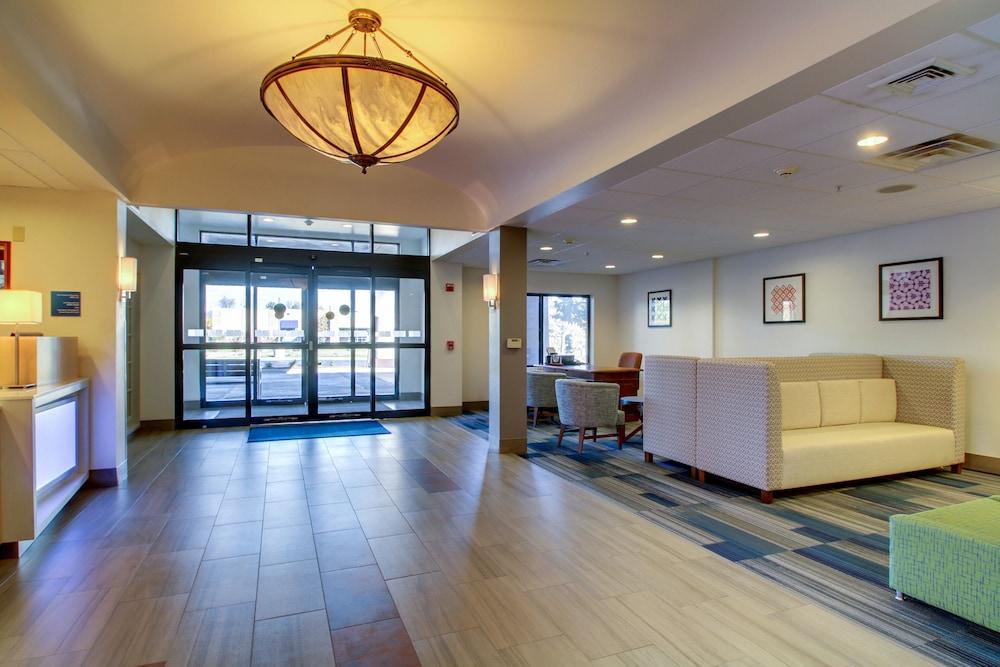 Holiday Inn Express Milwaukee North Brown Deer/Mequon by IHG photo 37
