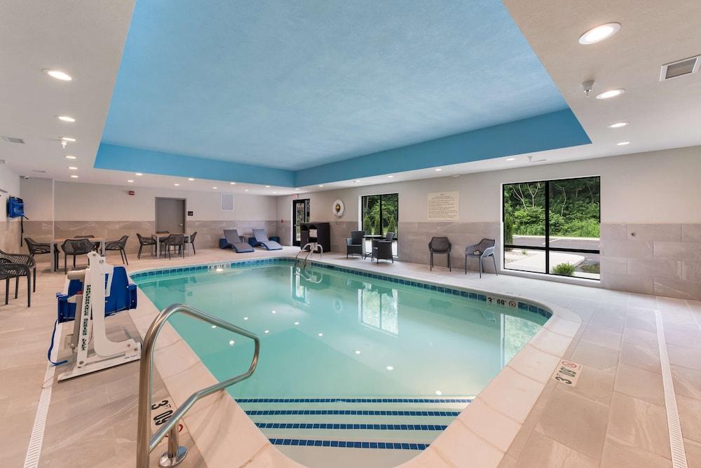 Hampton Inn Niles photo 28