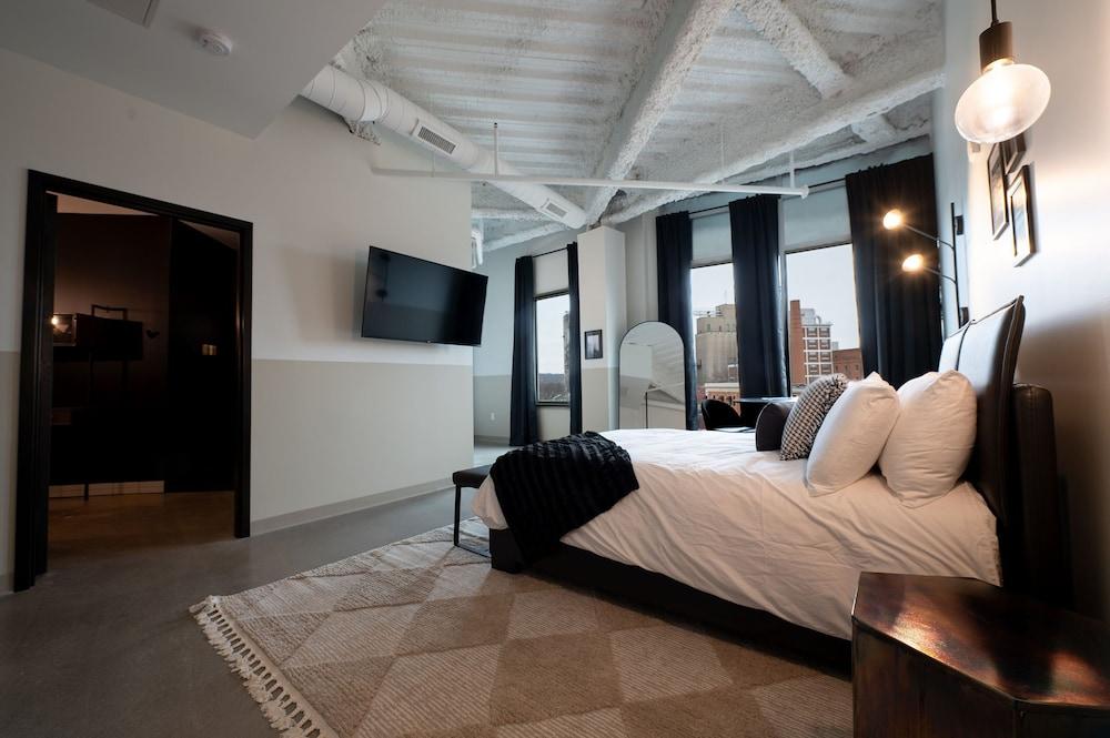 Arch and Cable Hotel photo 18
