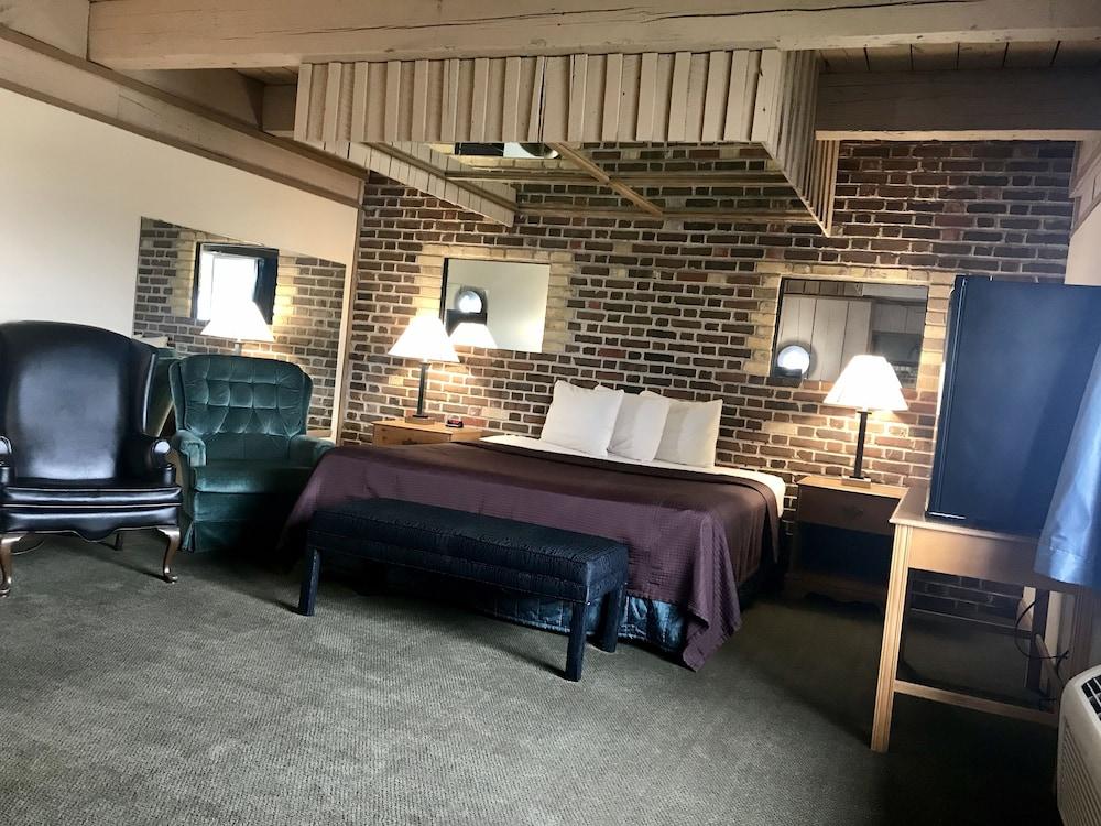 Don Q Inn photo 11
